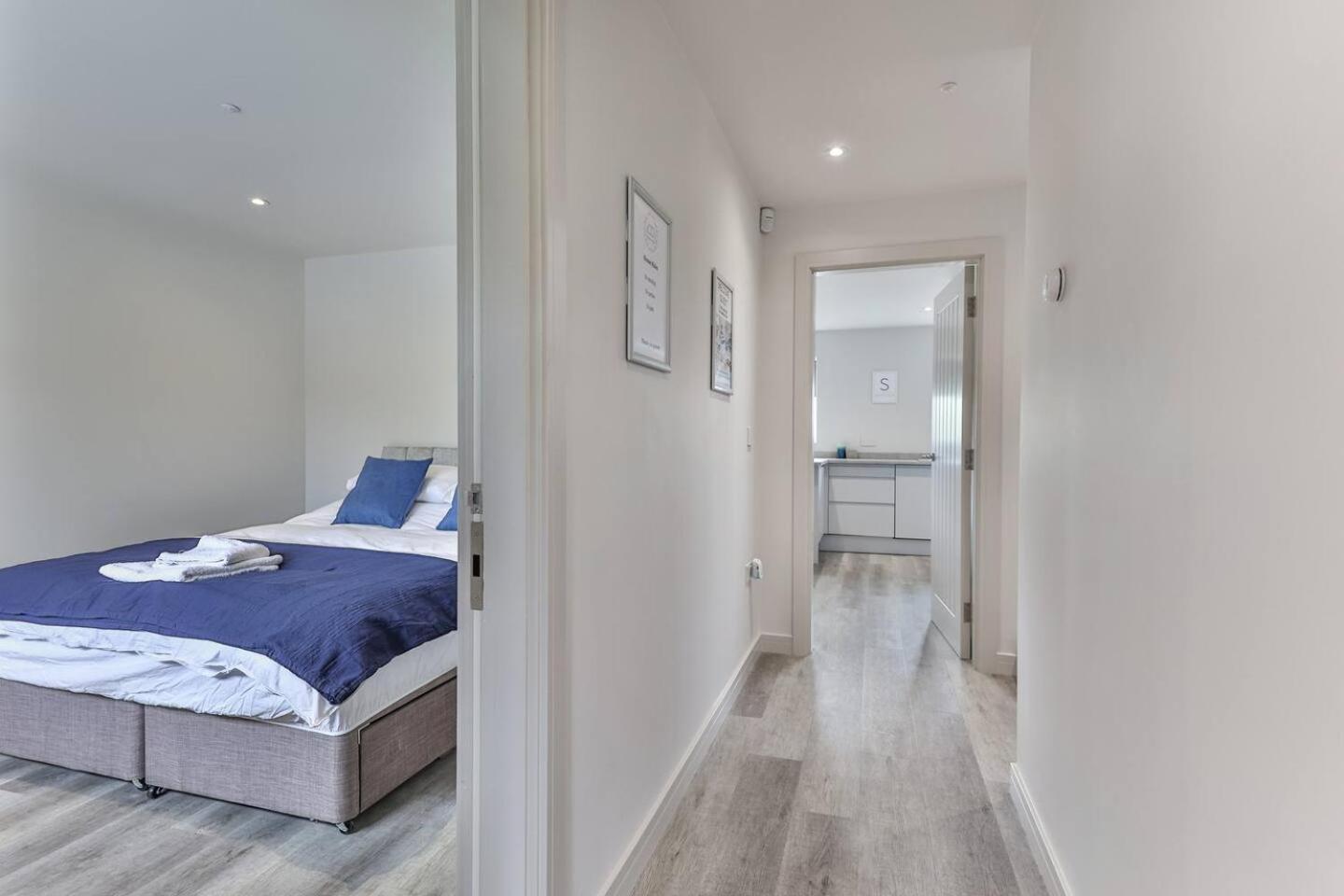 Newly Renovated 3 Bed 2 Bath Apartment & Parking シェフィールド エクステリア 写真